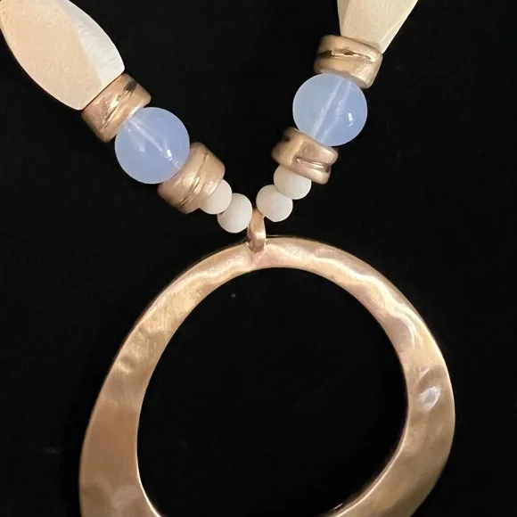 Gold and Cream Beaded Necklace with Distinctive Pendant - Picture 3 of 13